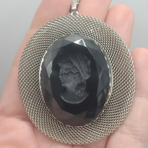 Vintage‎ Cameo Necklace Black Mesh Silver Tone 22" - Picture 5 of 8
